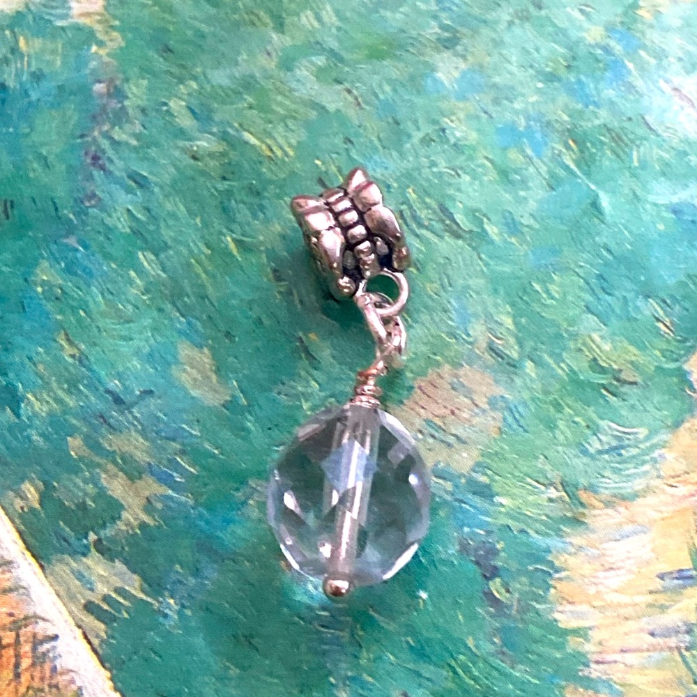 5/$10❤️❤️❤️NEW TIBETAN SILVER & CRYSTAL CHARM PENDANT